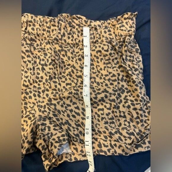 Aerie Cheetah Print Size Large Shorts - Picture 2 of 5
